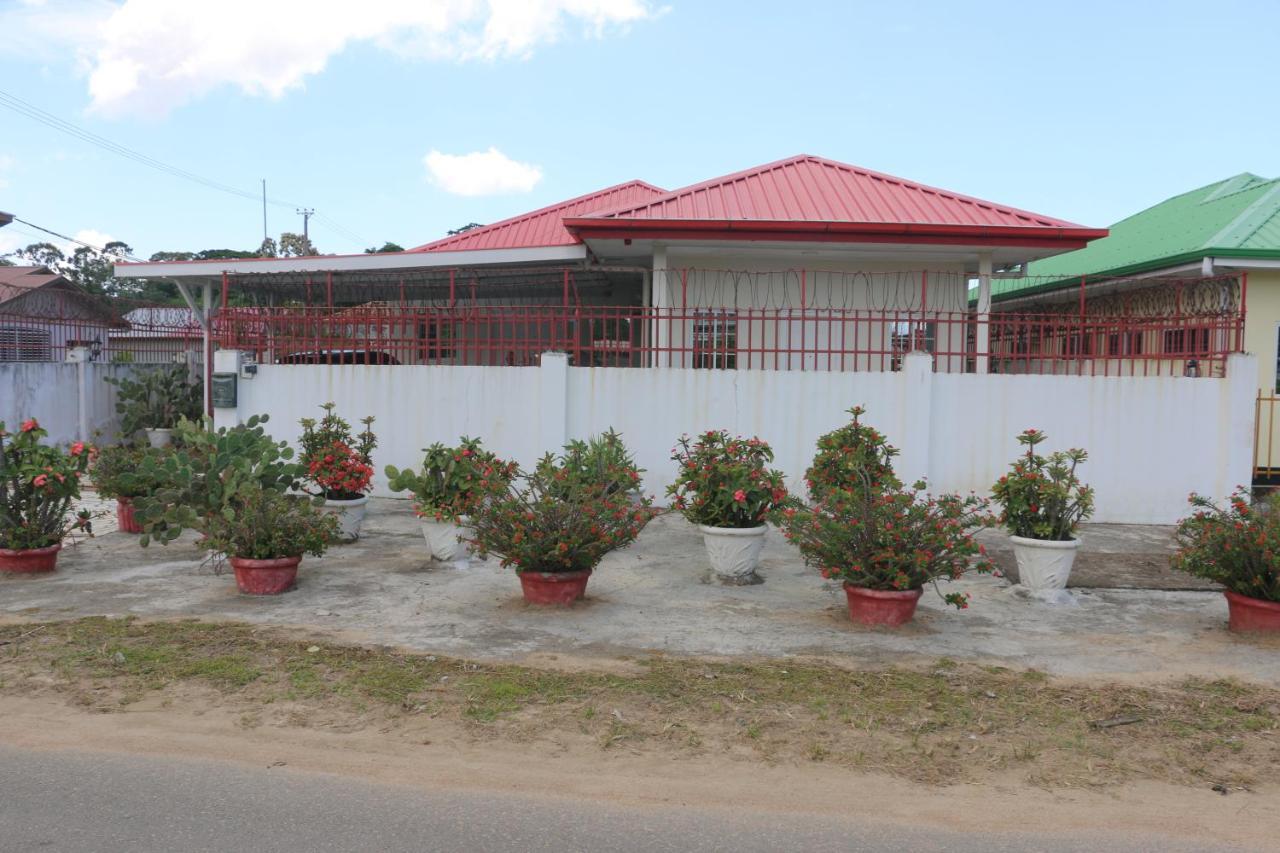 Dubbel Woonhuis Selderiestraat Paramaribo Esterno foto